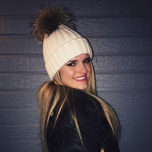 Meet your Posher, Christine